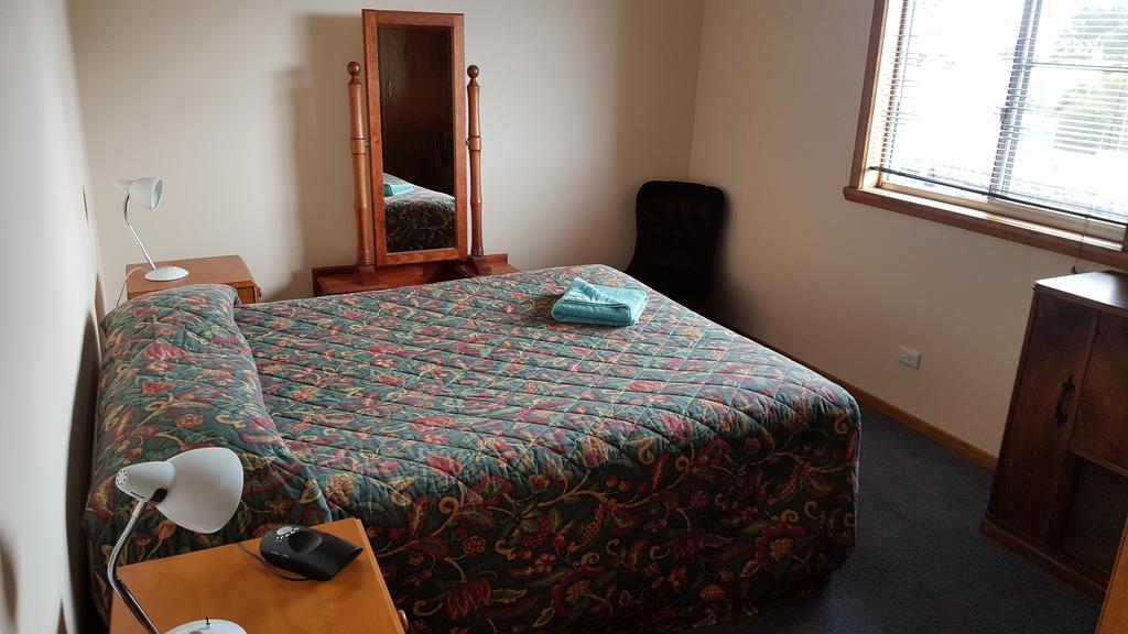 Waratah Falls Holiday Unit ภายนอก รูปภาพ