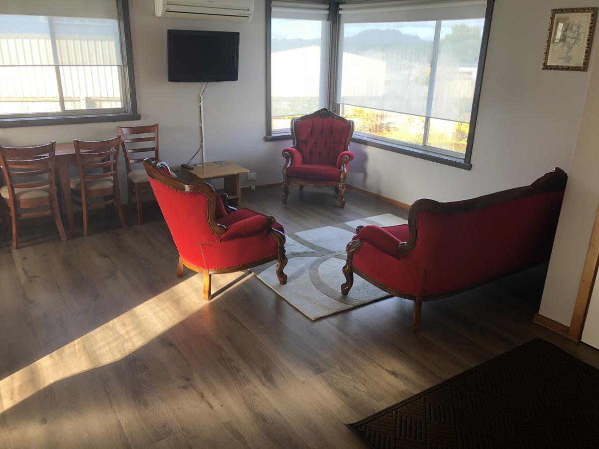 Waratah Falls Holiday Unit ภายนอก รูปภาพ